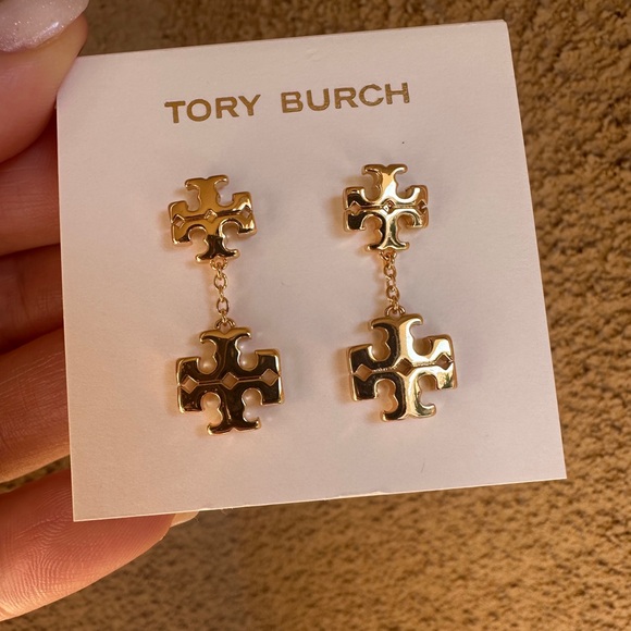 Black Friday Sale! Tory Burch Kira Linear Double Logo Drop Earrings - Picture 5 of 5